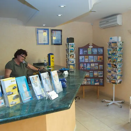 Apartment Punta Marina By Livvo